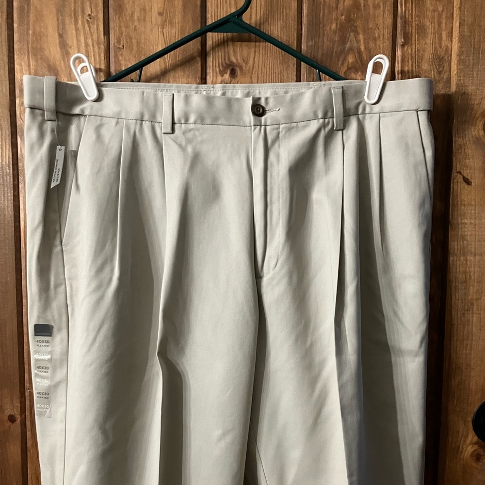 Men’s Khaki Slacks 40 x 30